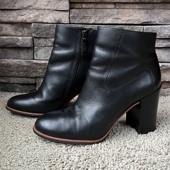 Franco Sarto Black Ankle Boots Booties 8.5 - Picture 1 of 15